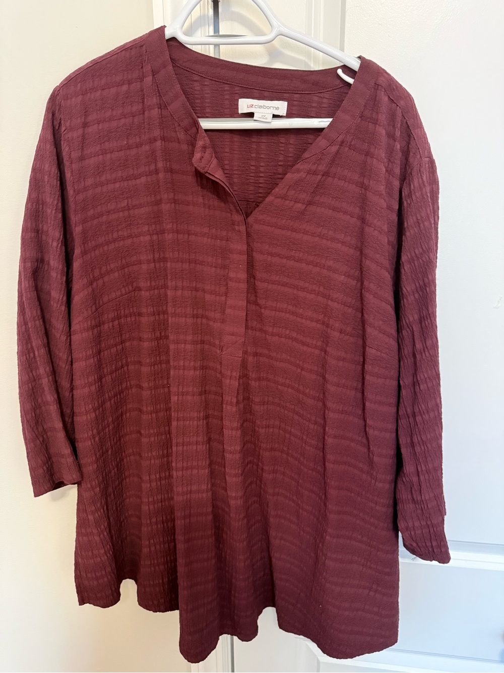 Liz Claiborne Mauve Plum Textured V-Neck Tunic Top